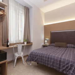 Hotel Plaza Mayor сейф в номере