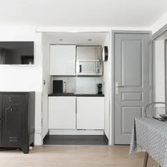 Отель Private Apartment - Tuileries - Louvre Франция, Париж - отзывы, цены и фото номеров - забронировать отель Private Apartment - Tuileries - Louvre онлайн в номере