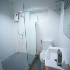 Urban Hostel Bangkok Кровать в общем номере с двухъярусной кроватью фото 19