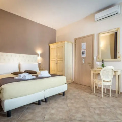 Отель Sognando Firenze 3* Улучшенный номер с различными типами кроватей фото 7