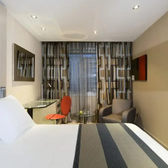 Отель Melia Sevilla 4* Стандартный номер с различными типами кроватей фото 4