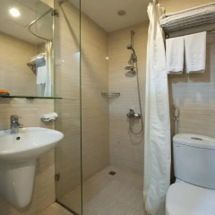Hanoi Romance Hotel 3* Улучшенный номер с различными типами кроватей фото 7