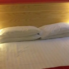 Chequers Plaza Hotel удобства в номере