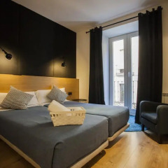 Отель Hostal CC Malasaña Улучшенный номер с различными типами кроватей фото 6