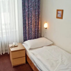 Hotel Meran 3* Стандартный номер фото 9