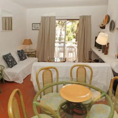 Отель Vilamoura Apartment with Pool Португалия, Картейра - отзывы, цены и фото номеров - забронировать отель Vilamoura Apartment with Pool онлайн комната для гостей фото 4