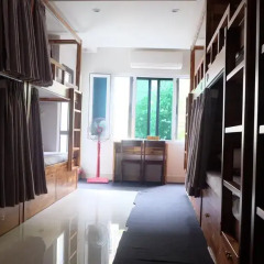 Отель Suki House Hanoi Кровать в общем номере с двухъярусной кроватью фото 3