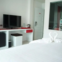 Отель Raha Gold Residence Patong удобства в номере