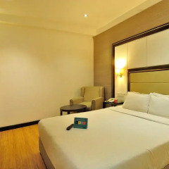 Отель FabHotel Rajouri Garden Main Market комната для гостей фото 5
