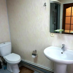 Отель Guest House on Volzhskaya Naberezhnaya Ярославль ванная