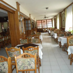 Marianna Center Hotel Etterem питание