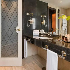 Отель Hesperia Madrid 5* Номер Делюкс с различными типами кроватей фото 4