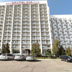 Гостиница Братислава парковка
