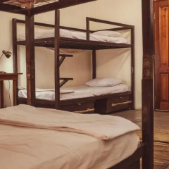 Somewhere Nice - Hostel Кровать в общем номере с двухъярусной кроватью фото 5