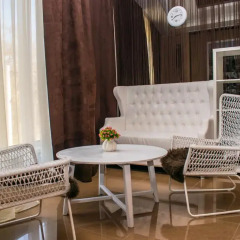 Leon Hotel балкон