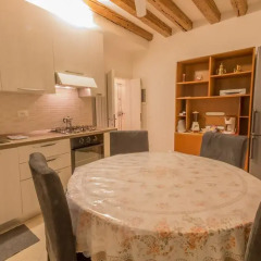 Апартаменты Grimaldi Apartments – Cannaregio, Dorsoduro e Santa Croce Апартаменты с 2 отдельными кроватями фото 8