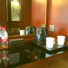 Lijing International Hotel удобства в номере