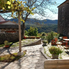 Pliskovica Youth Hostel фото 2