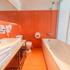 Гостиница Inn OZZ Казахстан, Караганда - отзывы, цены и фото номеров - забронировать гостиницу Inn OZZ онлайн ванная фото 2