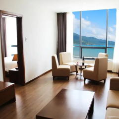 Отель Avatar Danang 3* Люкс повышенной комфортности с различными типами кроватей фото 6