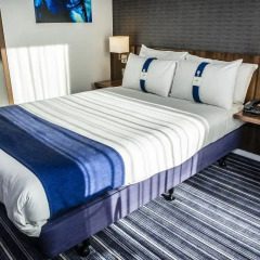 Отель Holiday Inn Express Manchester CC - Oxford Road 3* Стандартный номер с различными типами кроватей фото 3