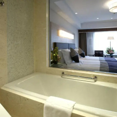 Hotel New Otani Chang Fu Gong 5* Улучшенный номер с различными типами кроватей фото 4
