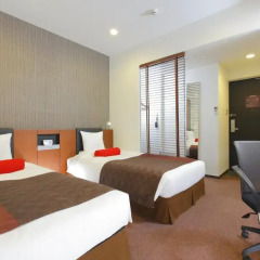 Hotel MyStays Asakusa-bashi 2* Улучшенный номер с 2 отдельными кроватями фото 5