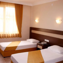 Enki Hotel 4* Стандартный номер с двуспальной кроватью