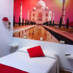 Отель Hostal Comercial Стандартный номер с двуспальной кроватью фото 14