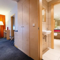 Гостиница Crowne Plaza Санкт-Петербург Аэропорт 4* Стандартный номер с двуспальной кроватью фото 7