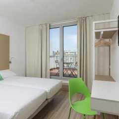 Отель SmartRoom Barcelona комната для гостей фото 9