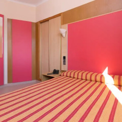 Отель The Red by Ibiza Feeling 2* Номер категории Эконом с различными типами кроватей