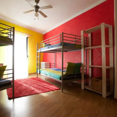 Отель Ericeira Surf Camp 2* Кровать в общем номере двухъярусные кровати фото 12