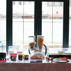 Отель Blloku Hotel Tirana Албания, Тирана - отзывы, цены и фото номеров - забронировать отель Blloku Hotel Tirana онлайн питание