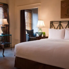 Hotel Lombardy комната для гостей
