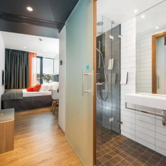 Clarion Hotel The Edge 4* Стандартный номер с различными типами кроватей фото 2
