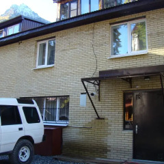 Гостиница Guest House in Dombay городской автобус