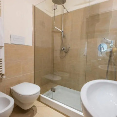 Отель B&B Emozioni Fiorentine 2* Стандартный номер с различными типами кроватей фото 28