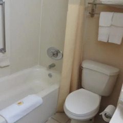 Отель Days Inn Columbus Airport 2* Стандартный номер с различными типами кроватей фото 5