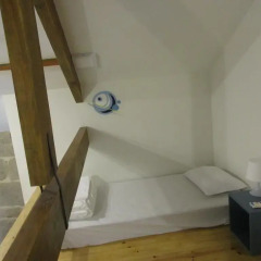 Хостел Happy Porto Hostel & Apartments Кровать в женском общем номере фото 4