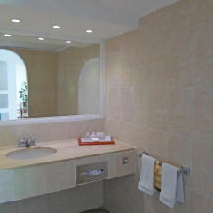 Отель Calinda Beach Acapulco 3* Люкс с разными типами кроватей фото 30