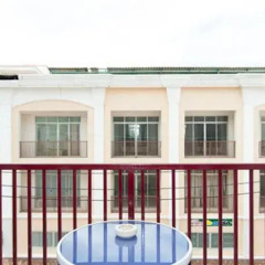 Отель Royal Star Guest House балкон