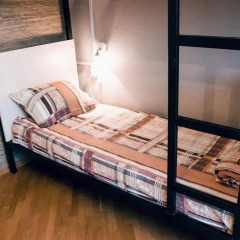 Hostel Kamin Стандартный семейный номер разные типы кроватей (общая ванная комната) фото 6