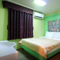 Real Boutique Hotel 2* Стандартный номер с различными типами кроватей фото 8