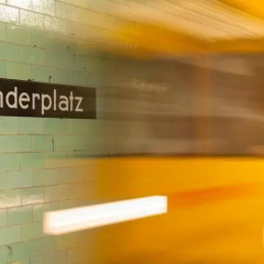Отель Indigo Berlin-Alexanderplatz Германия, Берлин - отзывы, цены и фото номеров - забронировать отель Indigo Berlin-Alexanderplatz онлайн интерьер отеля фото 2