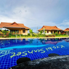 Отель Mali 12 Krabi Sunset Village бассейн фото 2