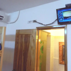 Отель Hostal Yaku Montañita Стандартный семейный номер с двуспальной кроватью фото 6