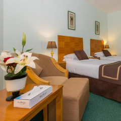 Beach Hotel by Bin Majid Hotels & Resorts сейф в номере