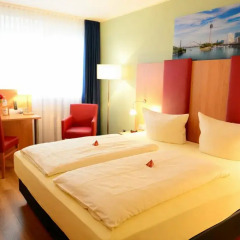 TIPTOP Hotel National Düsseldorf 3* Стандартный номер с различными типами кроватей фото 3