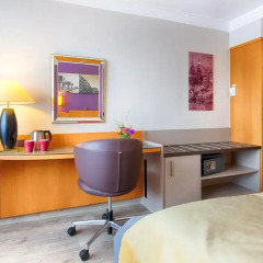 Отель Leonardo Royal Hotel Köln - Am Stadtwald Германия, Кёльн - 8 отзывов об отеле, цены и фото номеров - забронировать отель Leonardo Royal Hotel Köln - Am Stadtwald онлайн удобства в номере
